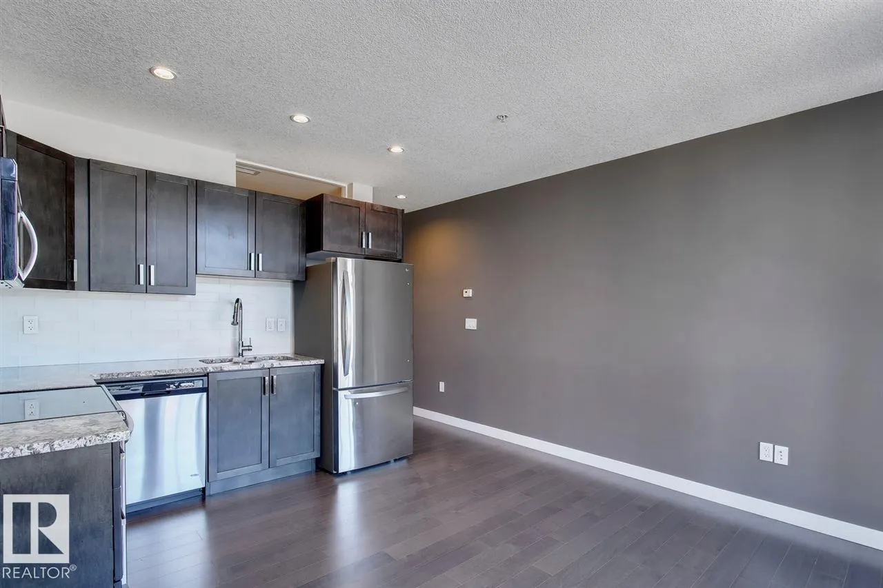 #604 10238 103 ST NW