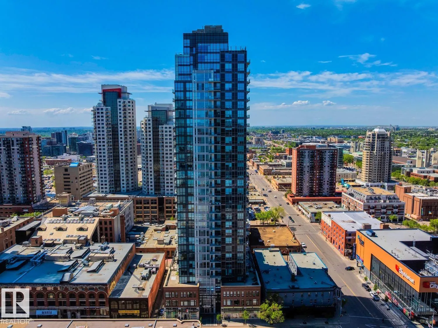 #604 10238 103 ST NW