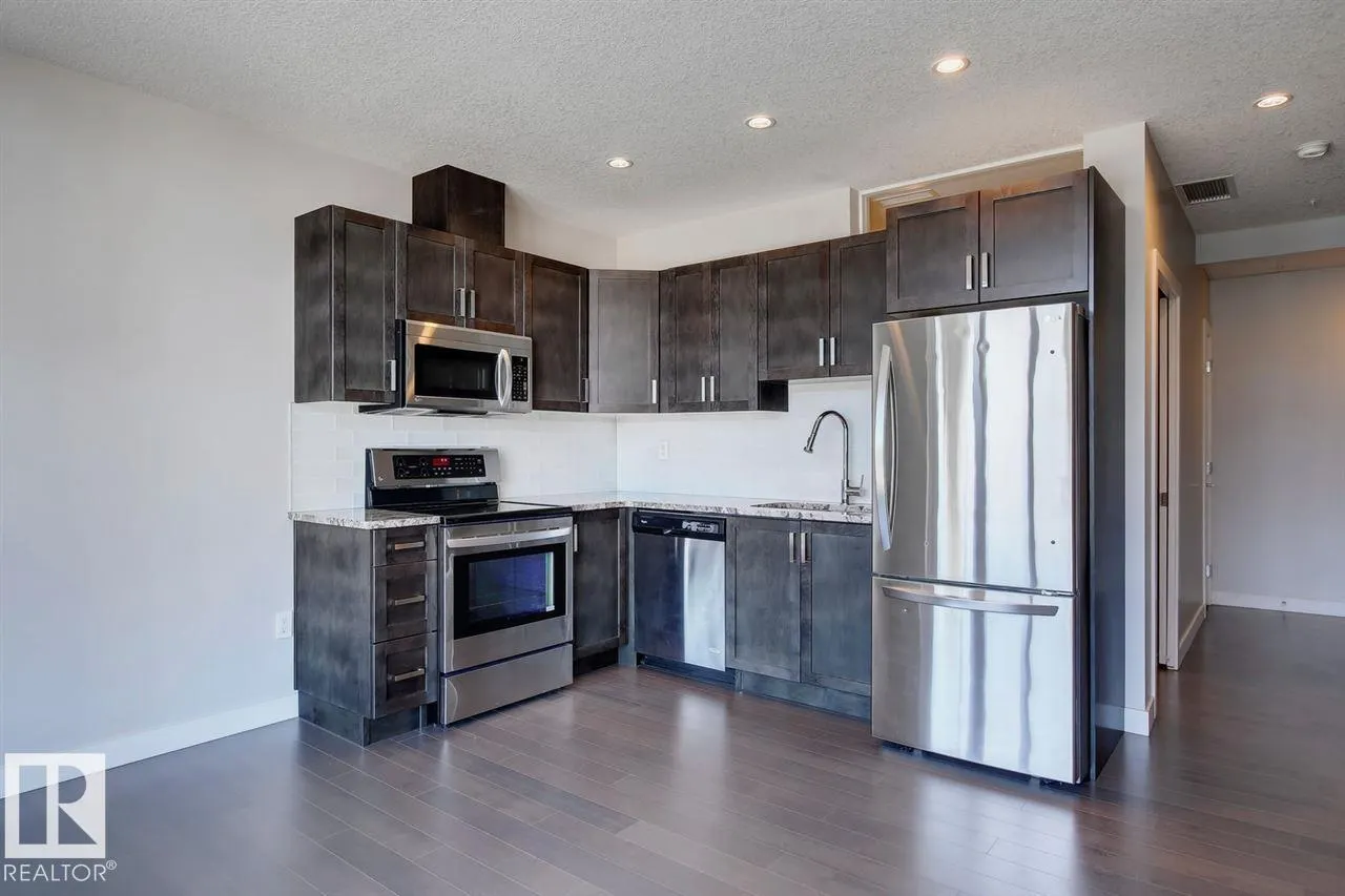 #604 10238 103 ST NW