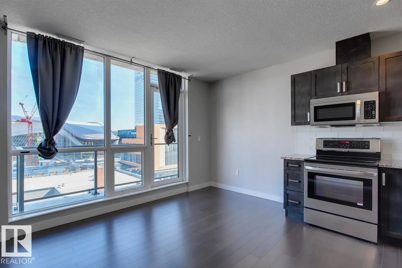 #604 10238 103 ST NW