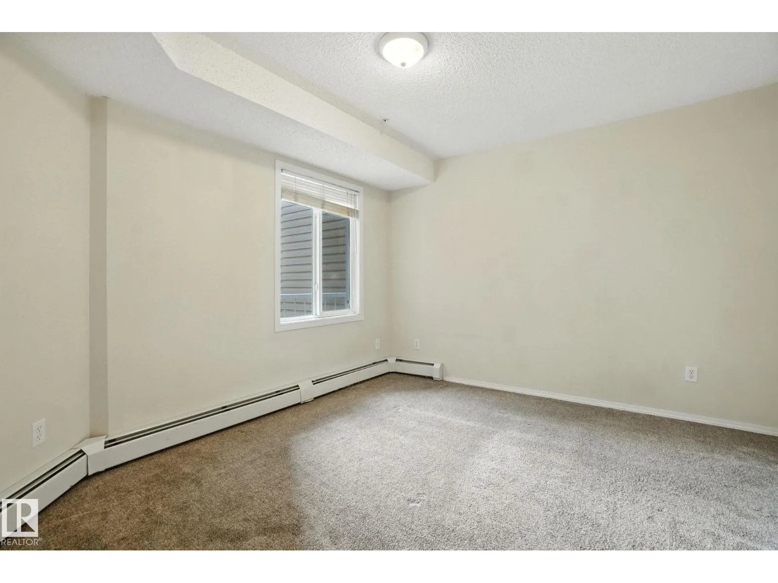 #2207 11214 80 ST NW