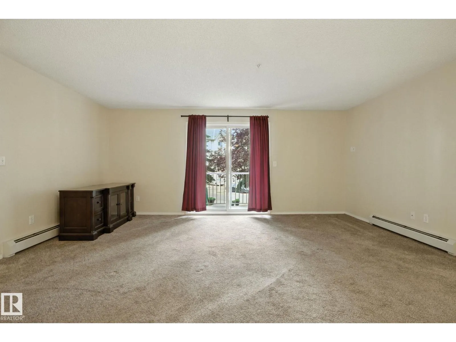#2207 11214 80 ST NW