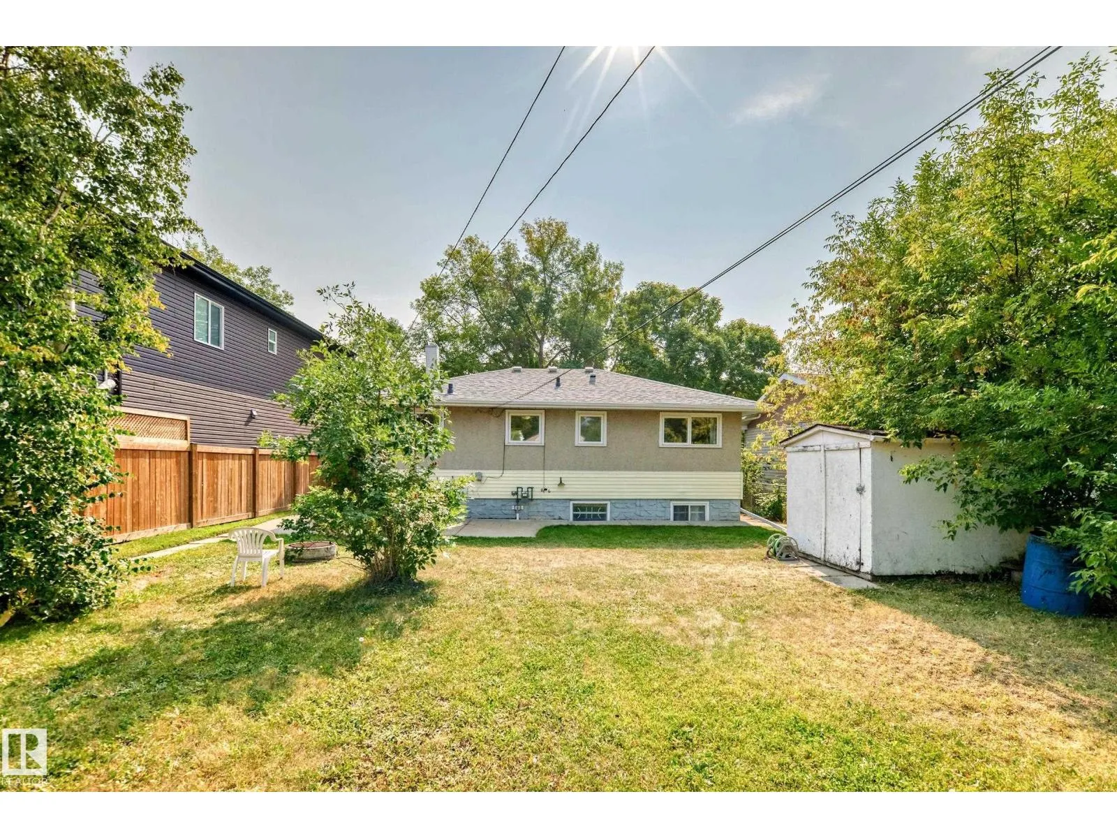 4038 113 AV NW