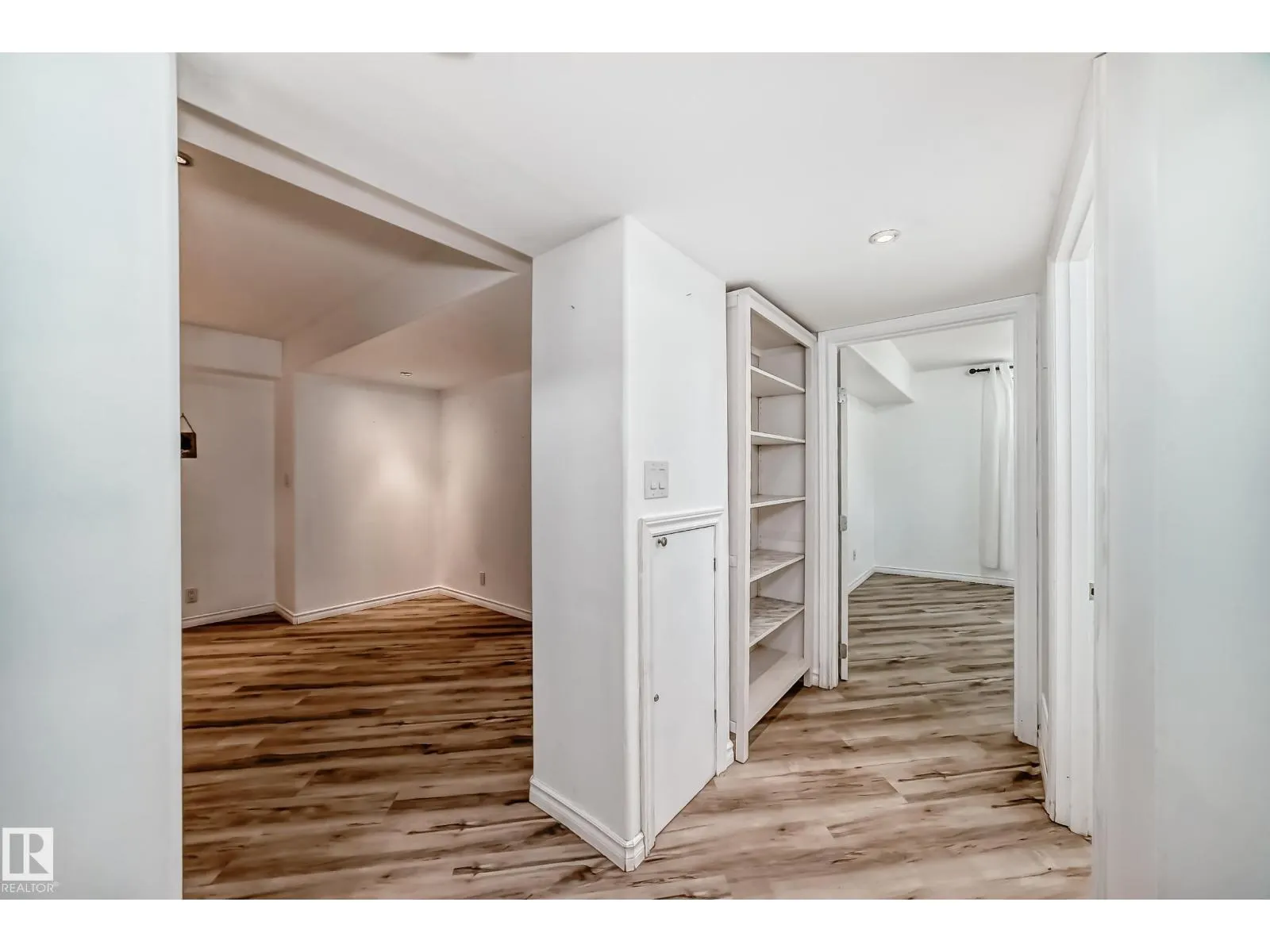 4038 113 AV NW
