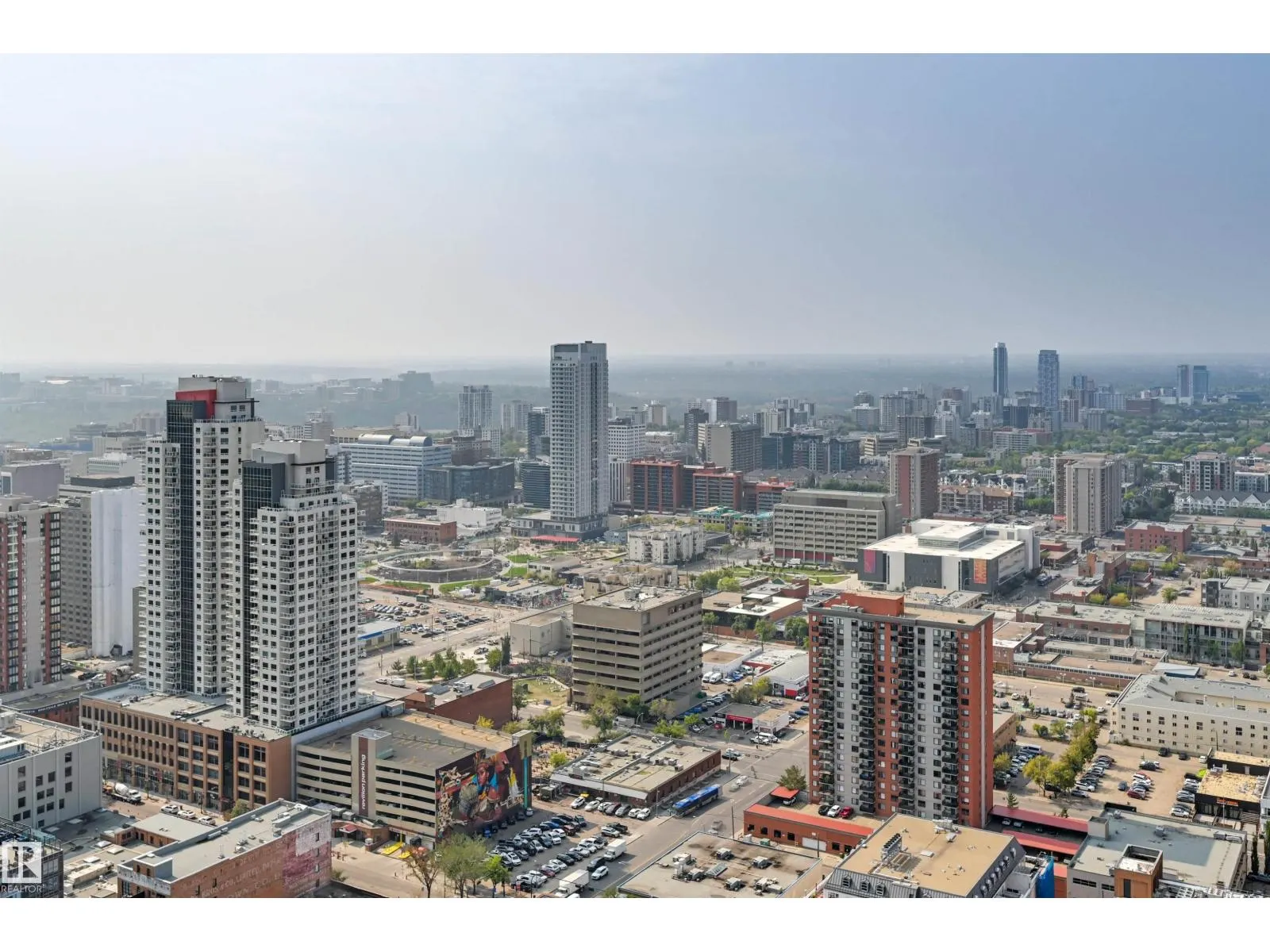 #3412 10360 102 ST NW