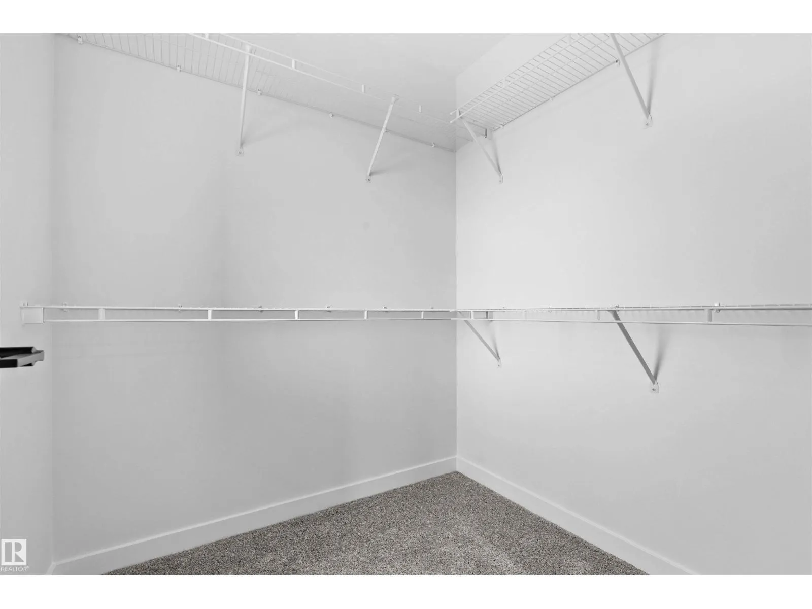 6373 KING WD SW
