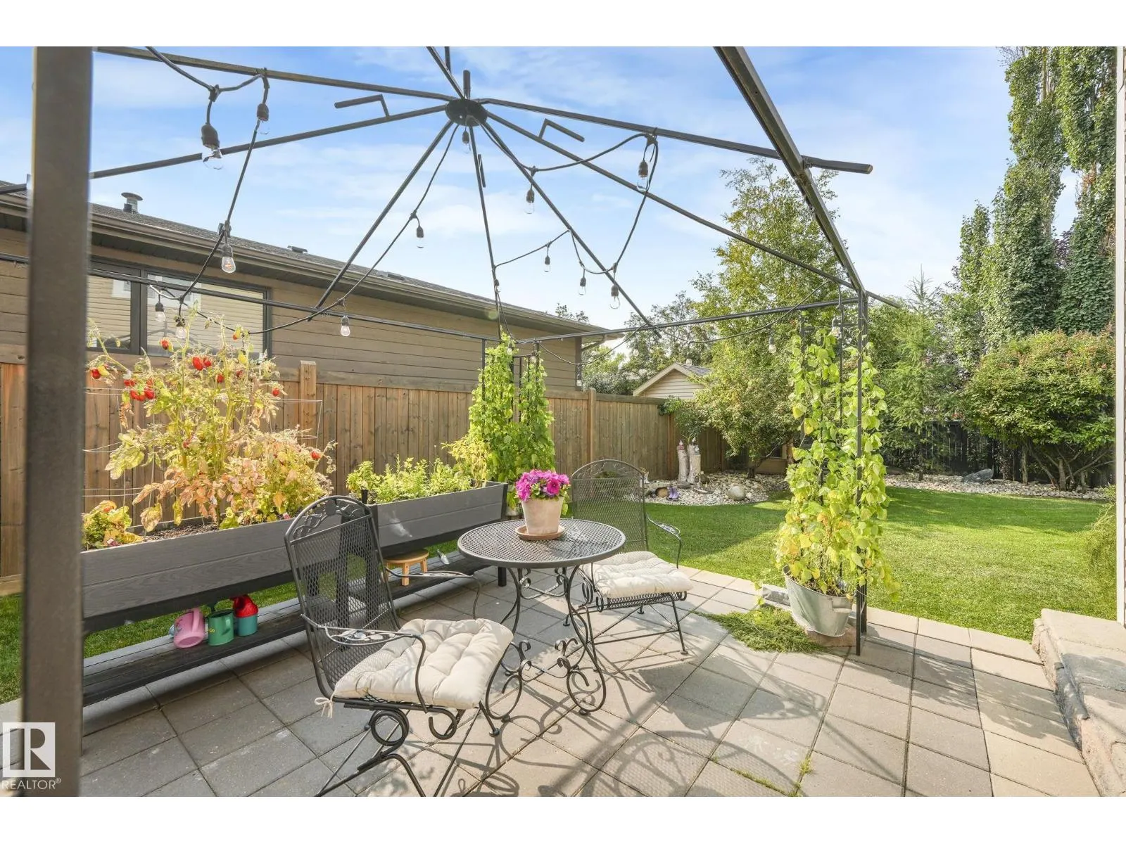 6 WHEATSTONE CR