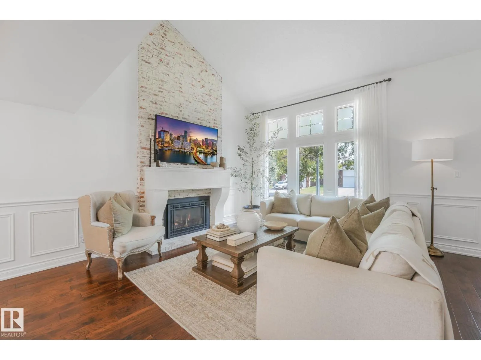 6 WHEATSTONE CR