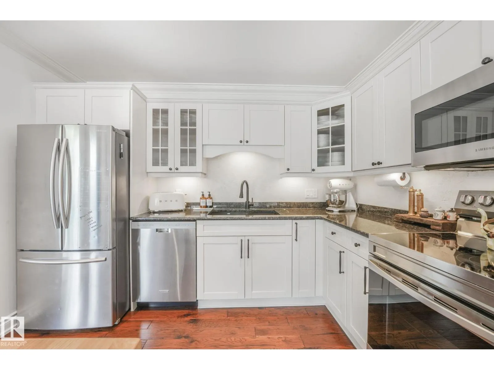 6 WHEATSTONE CR