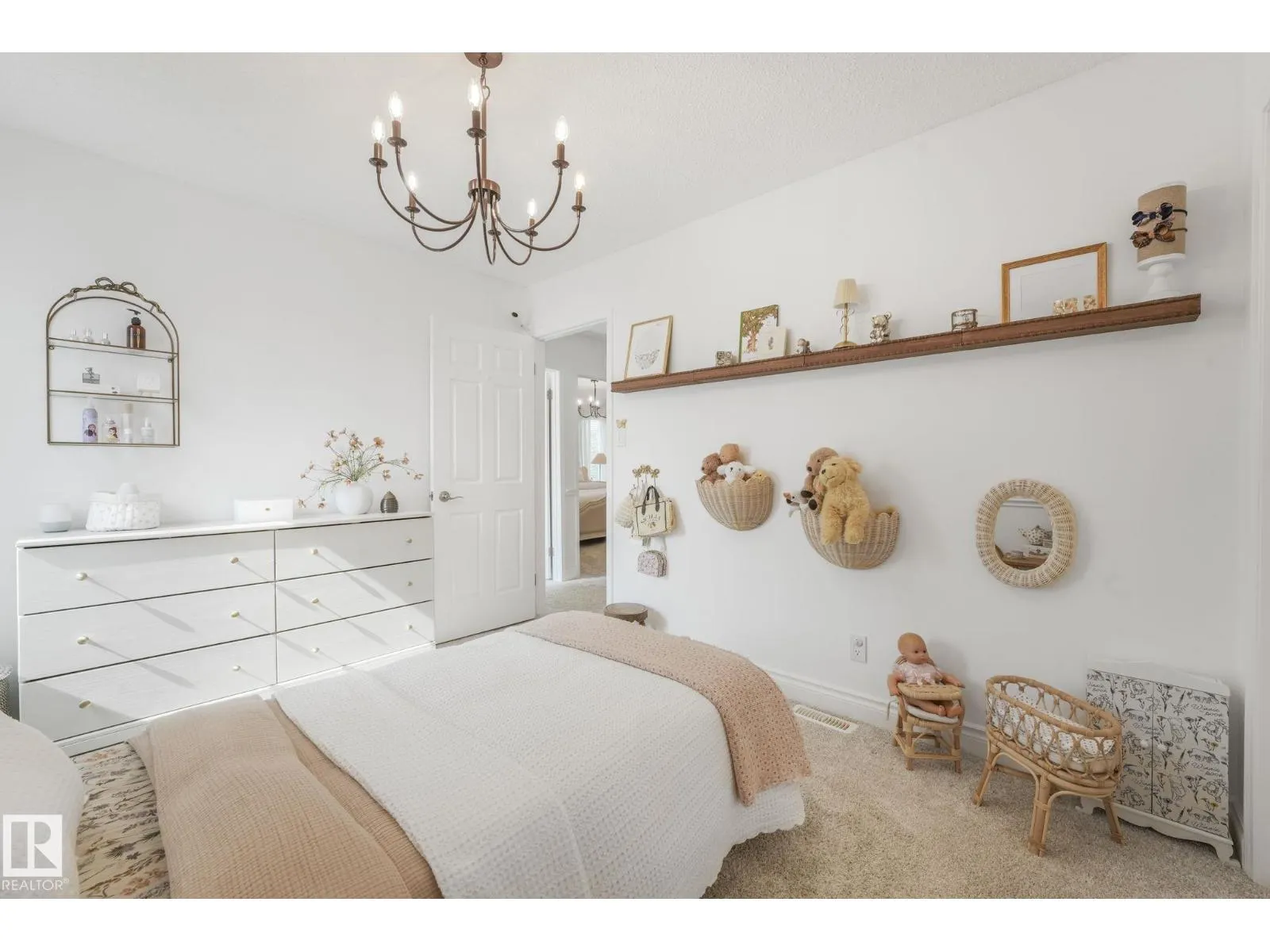 6 WHEATSTONE CR
