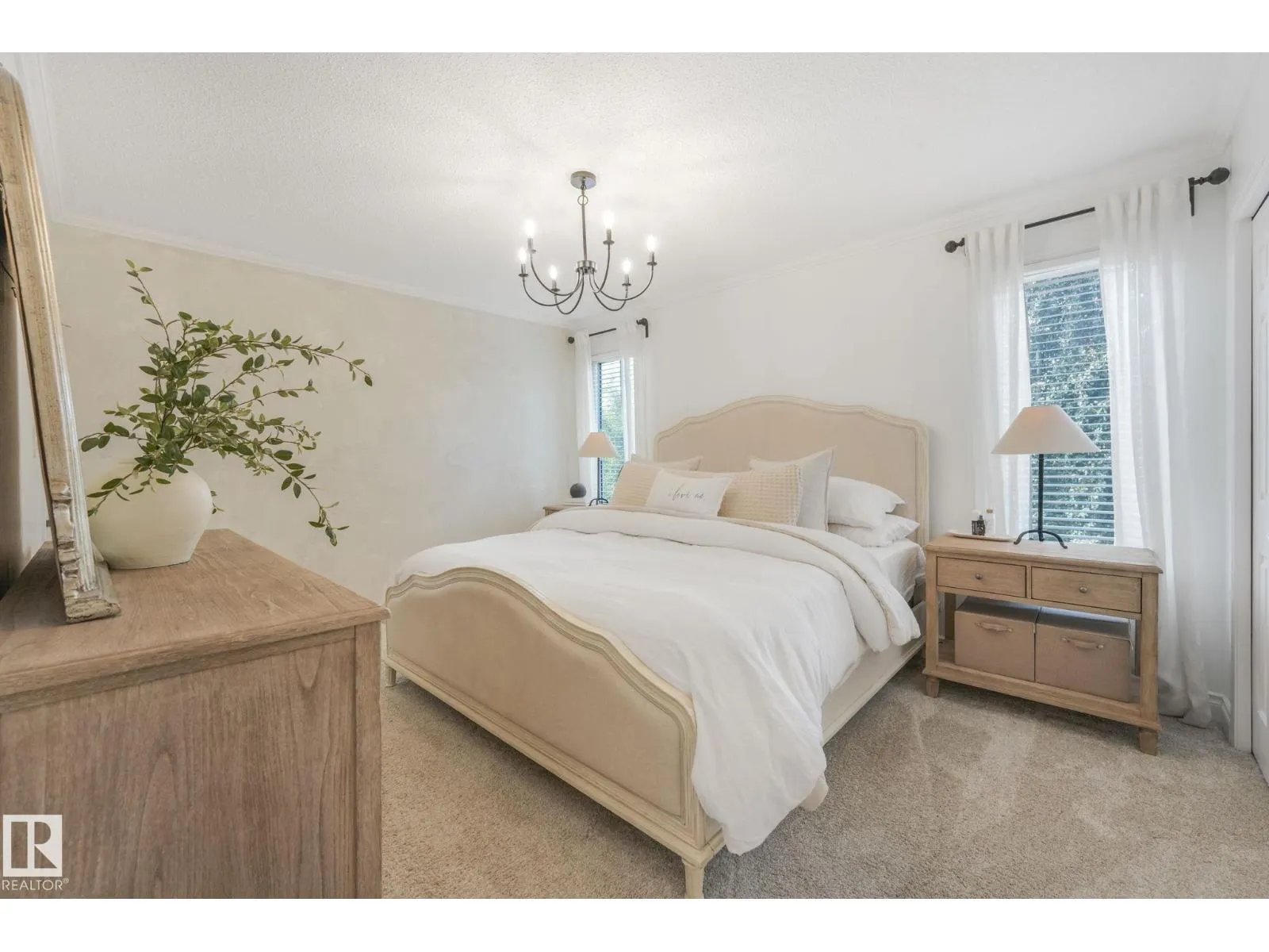 6 WHEATSTONE CR