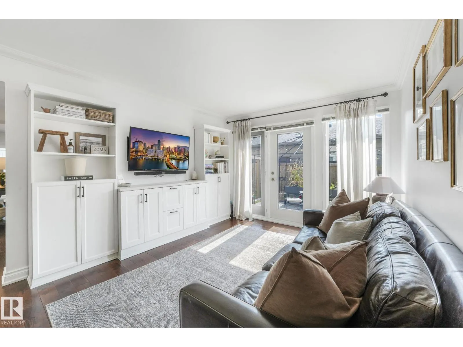 6 WHEATSTONE CR