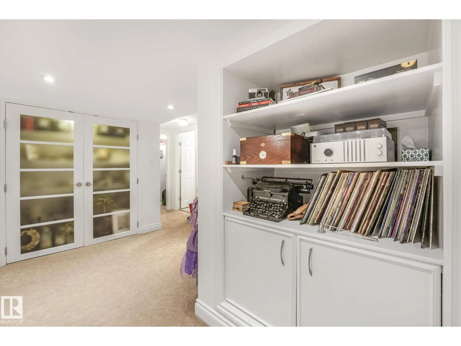 6 WHEATSTONE CR