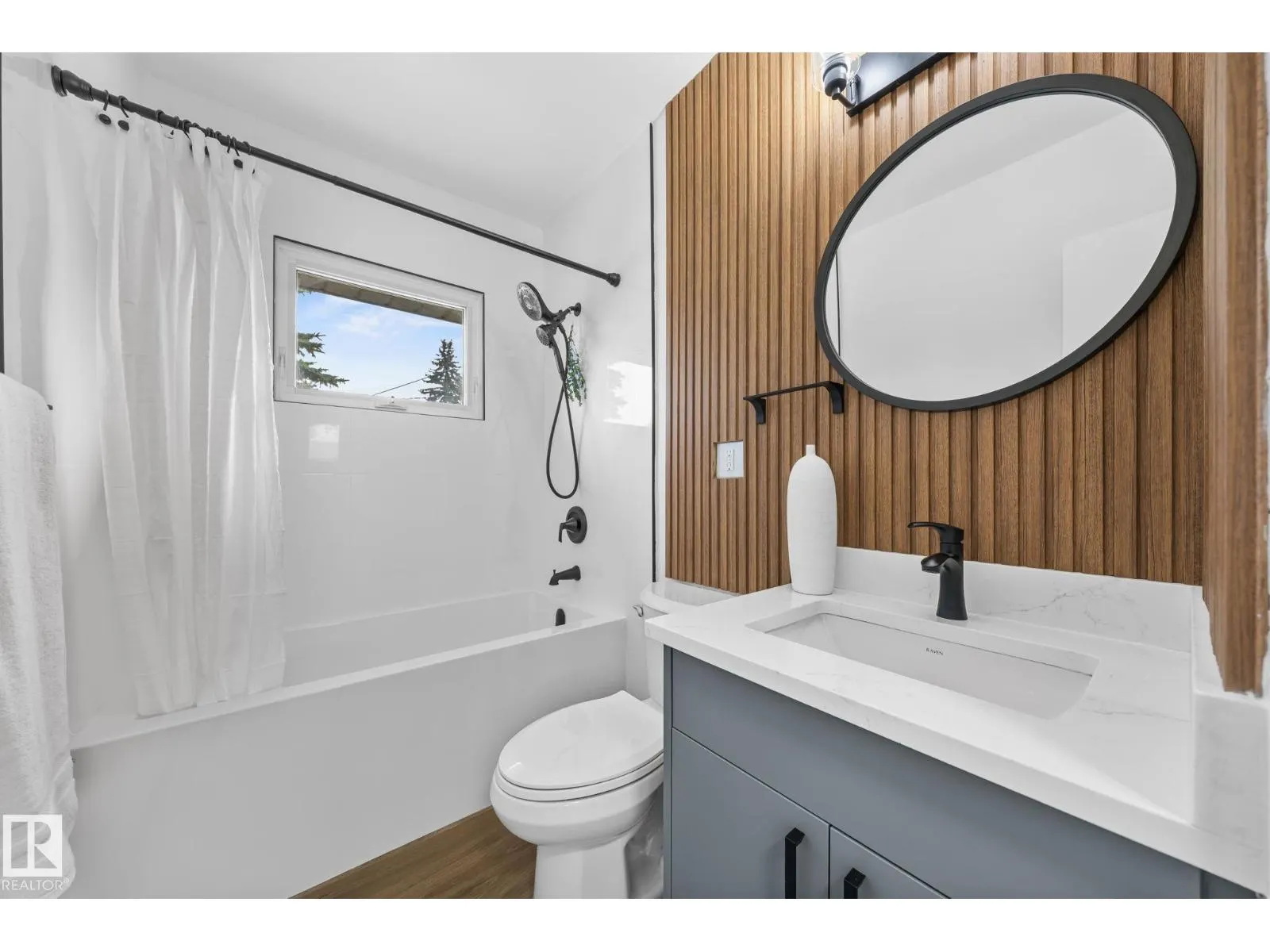 13123 85 ST NW