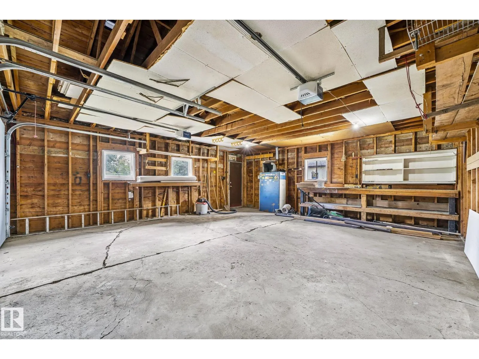 13123 85 ST NW