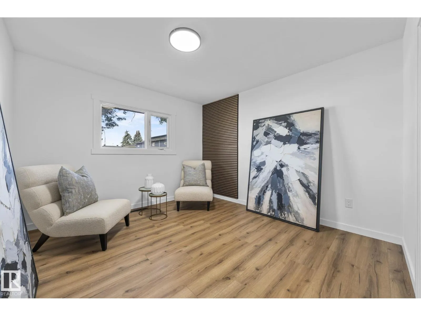 13123 85 ST NW
