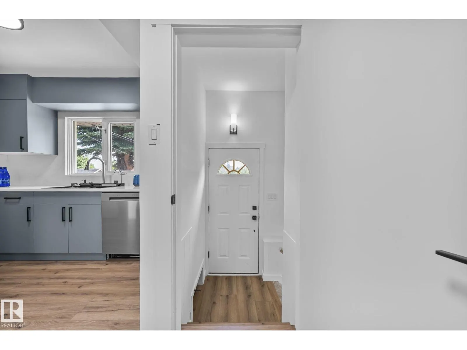 13123 85 ST NW