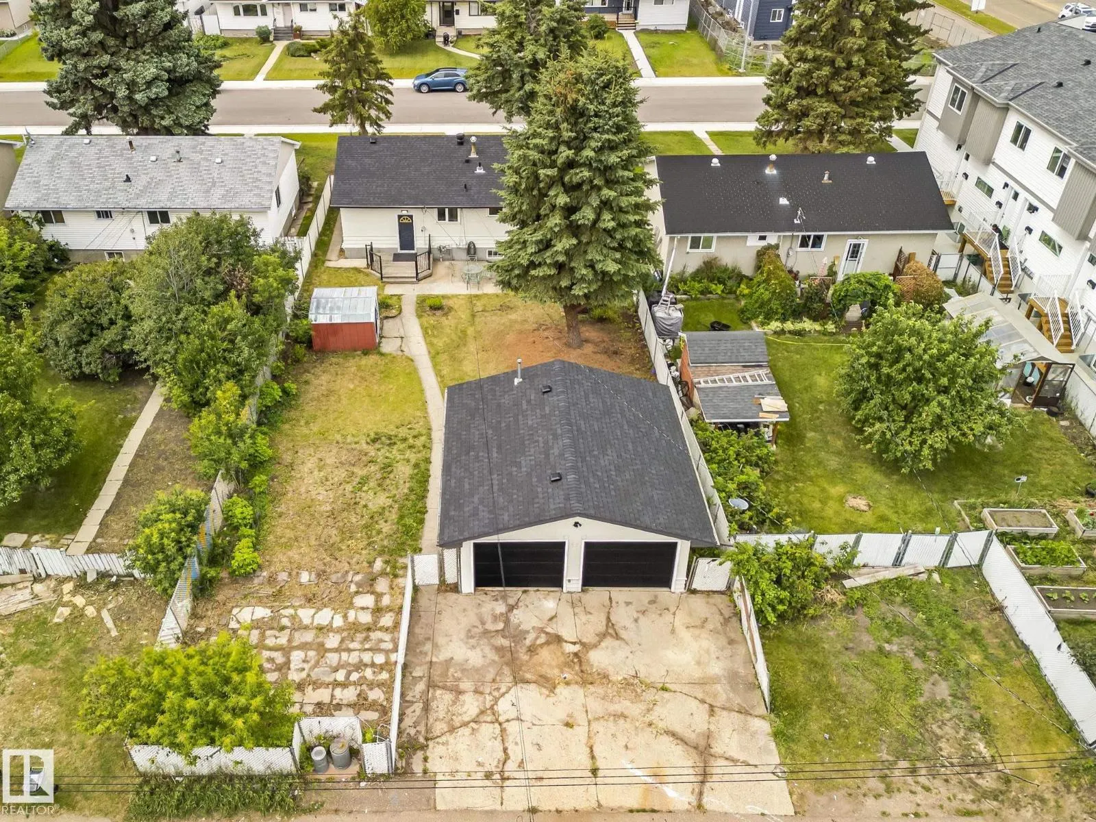 13123 85 ST NW