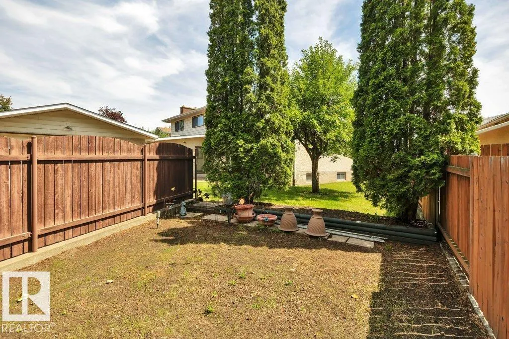 3520 103 AV NW