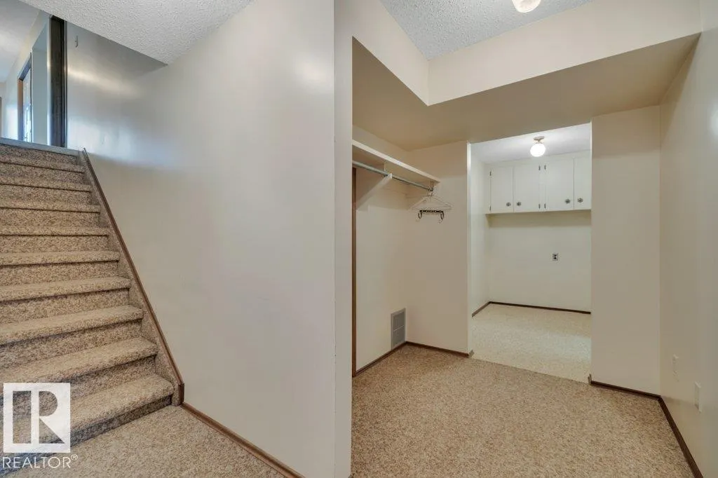 3520 103 AV NW