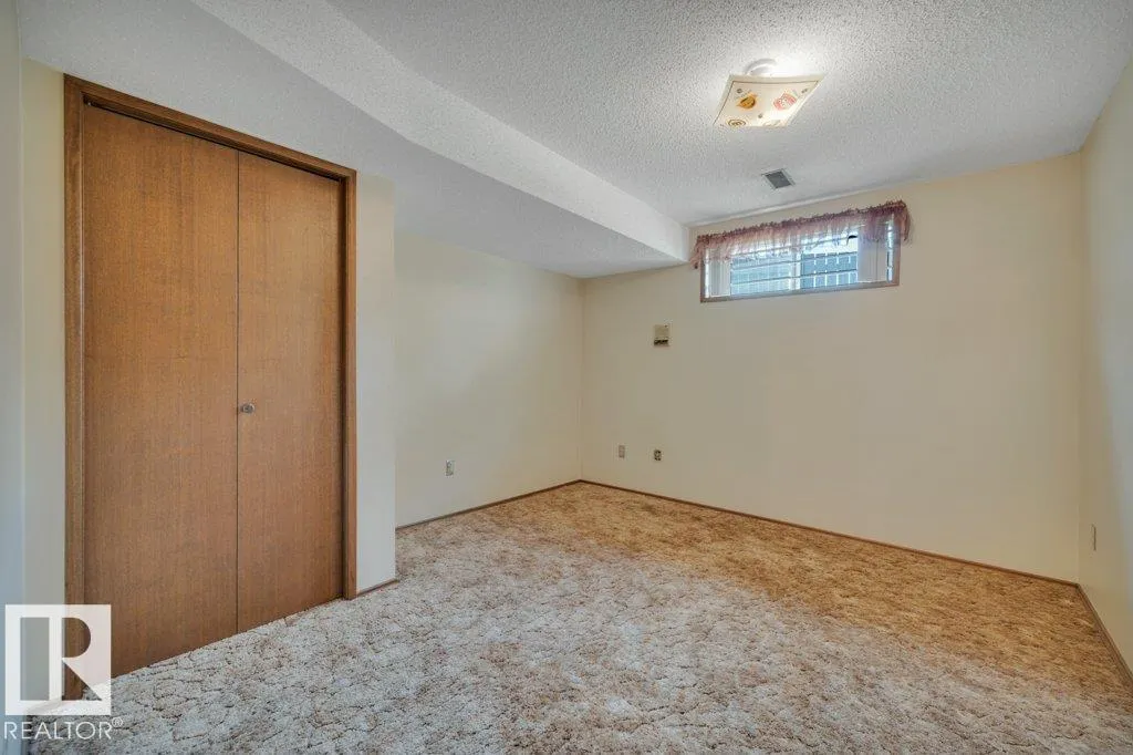 3520 103 AV NW