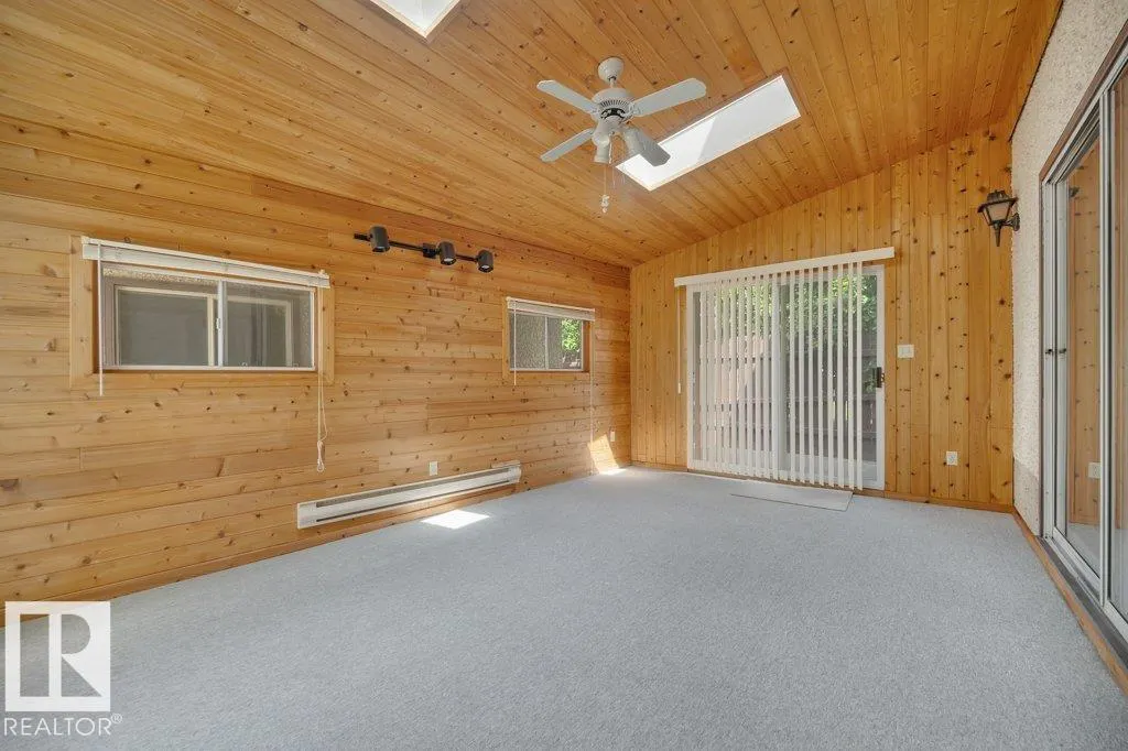 3520 103 AV NW