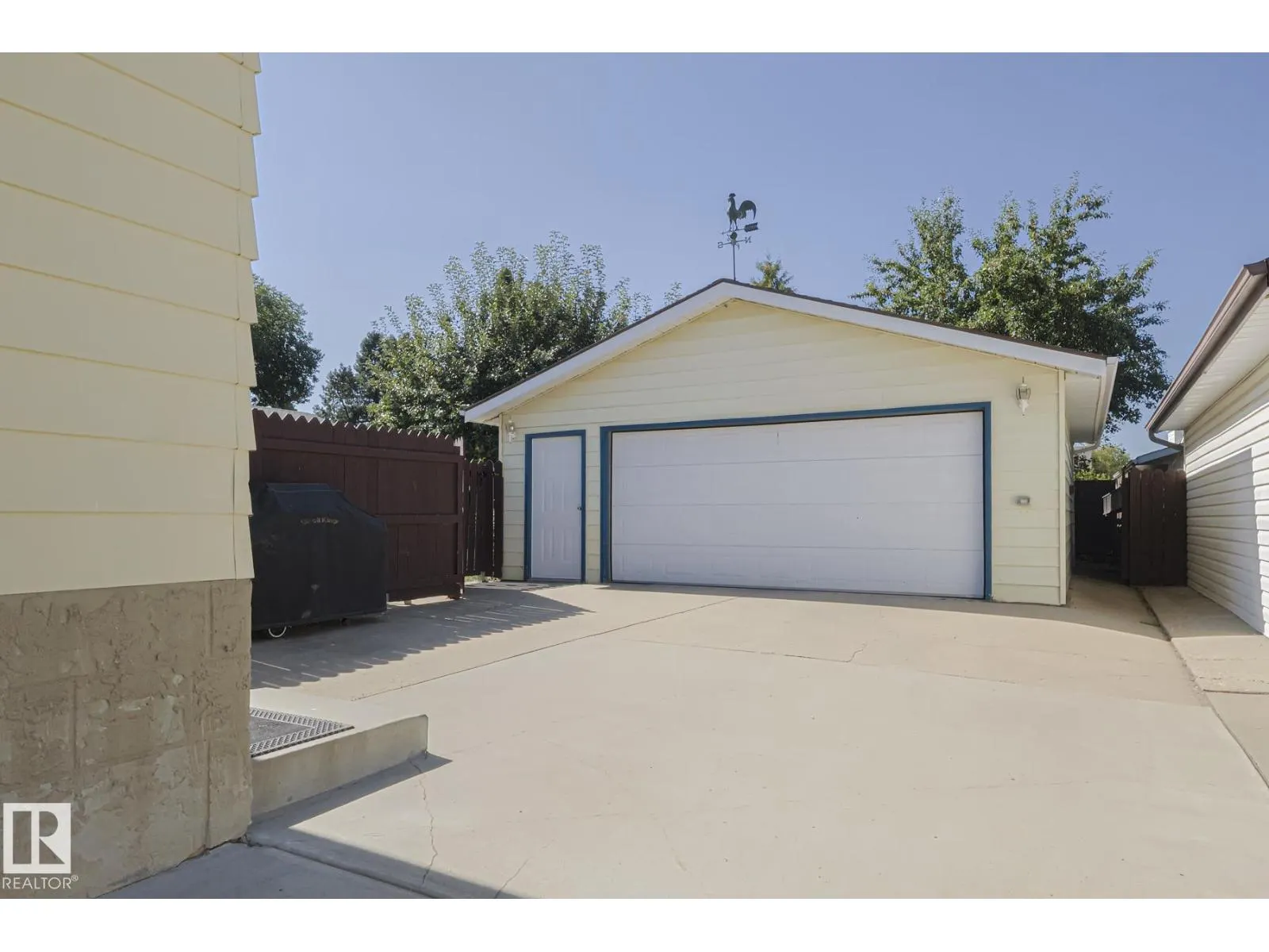 94 GARLAND CR