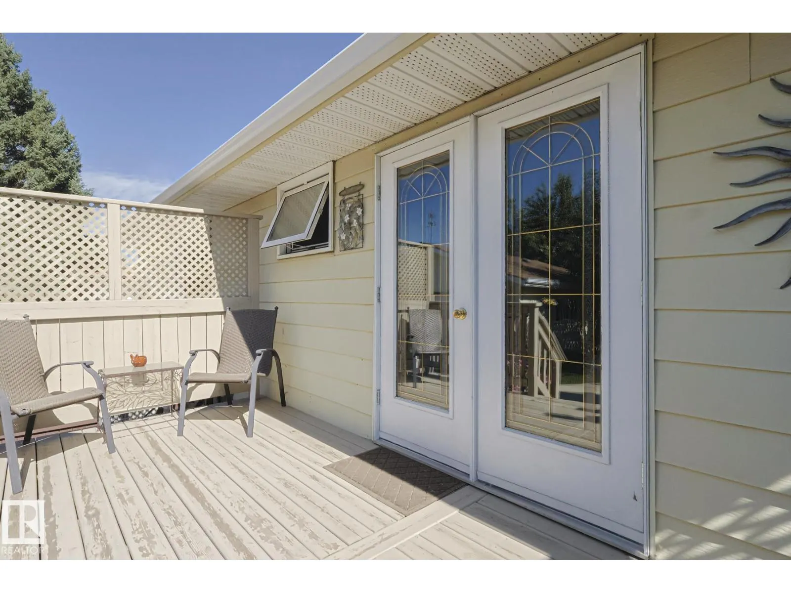 94 GARLAND CR
