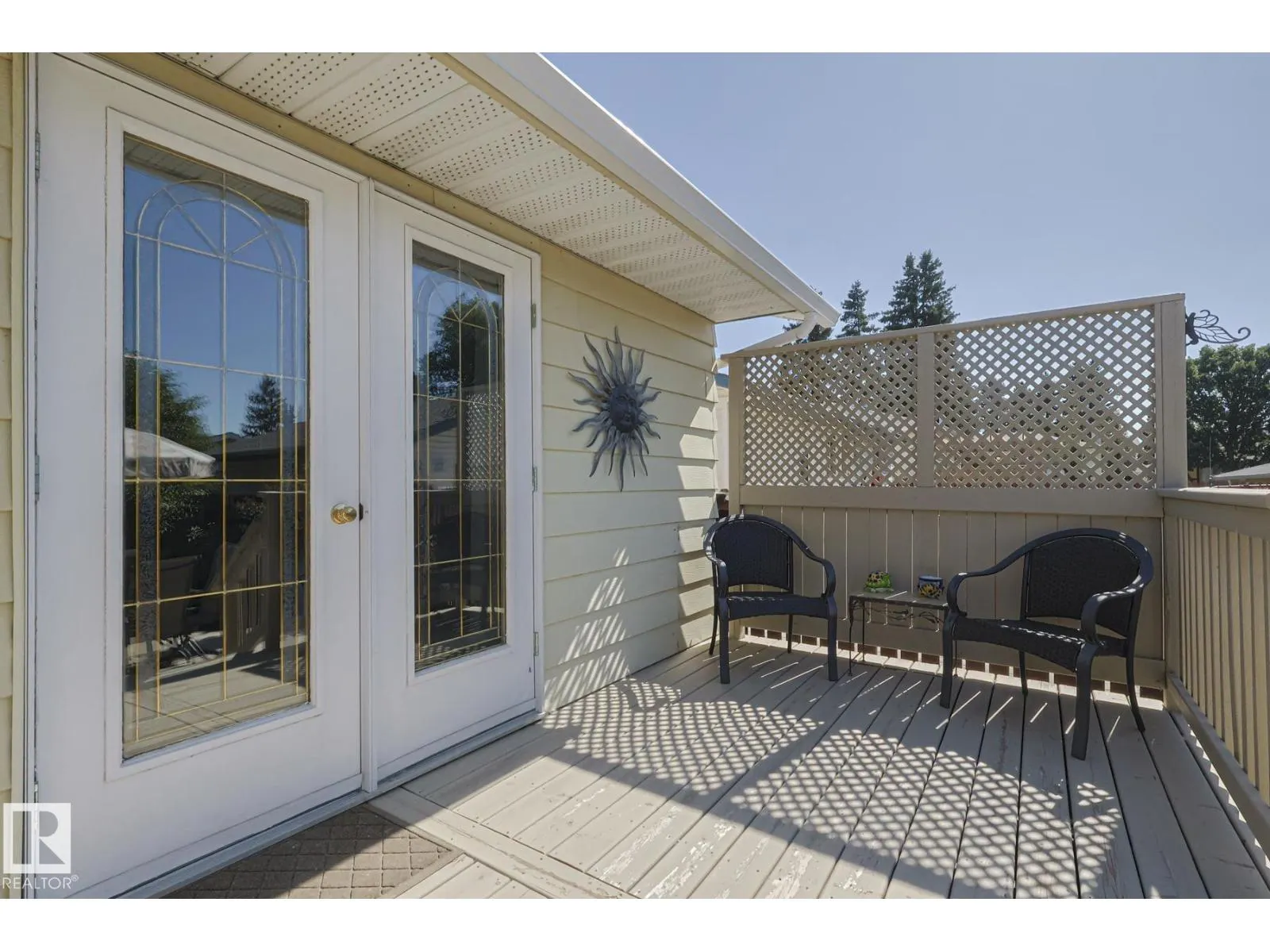 94 GARLAND CR