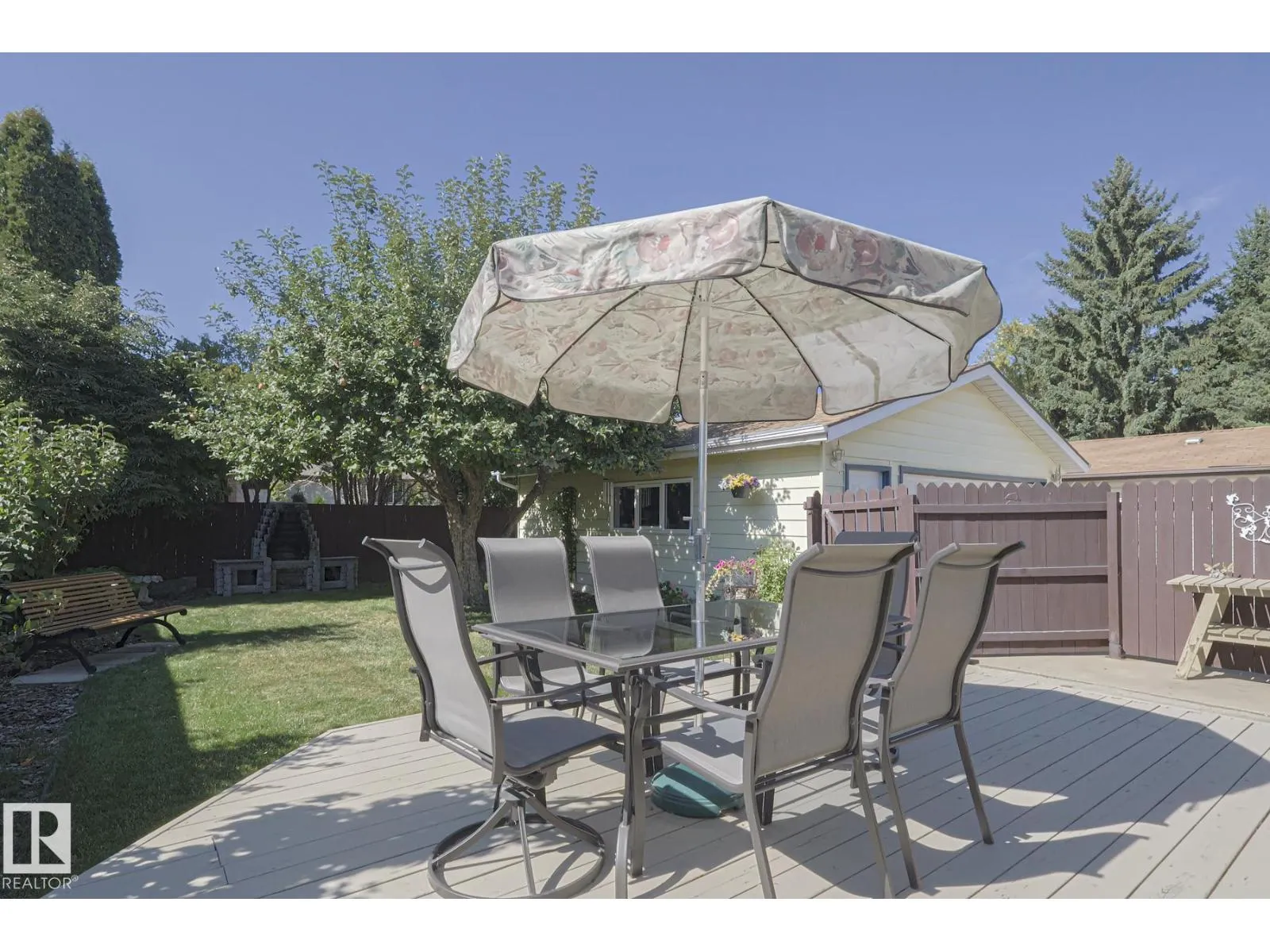 94 GARLAND CR