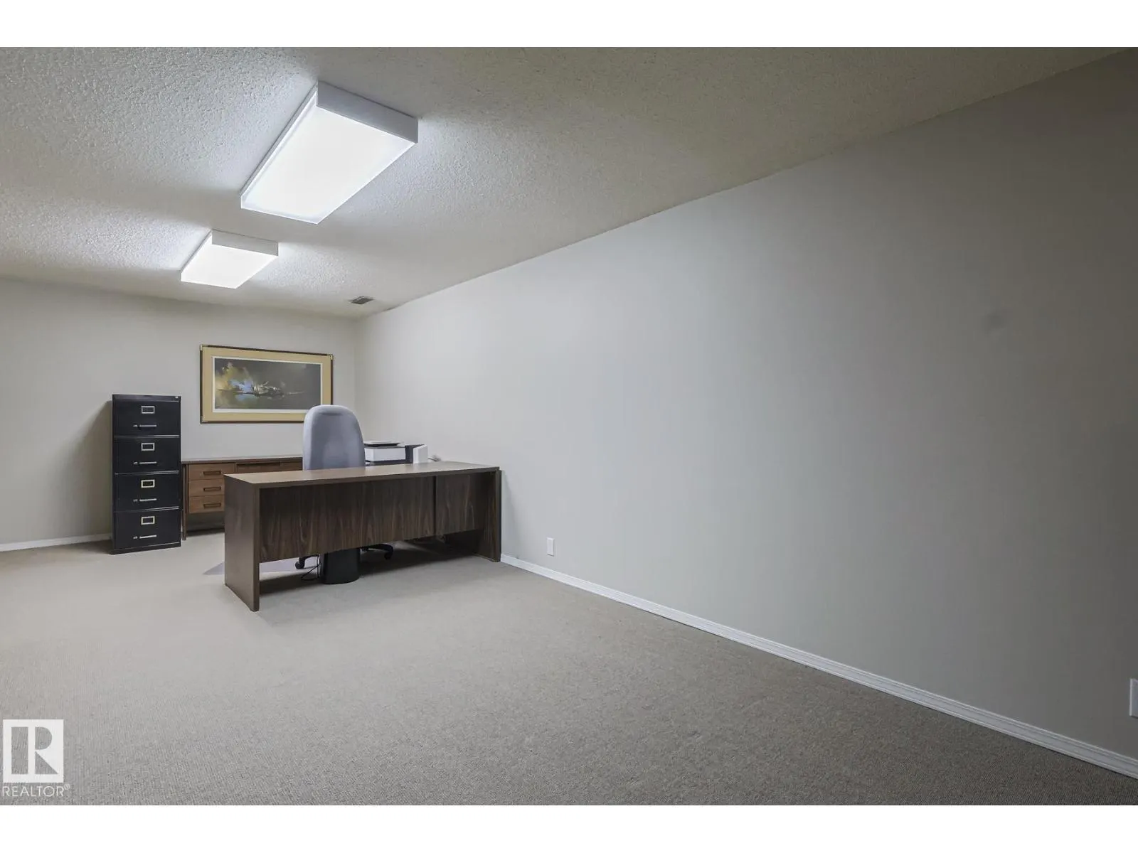 94 GARLAND CR