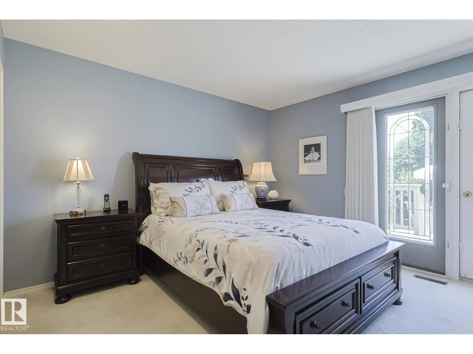 94 GARLAND CR