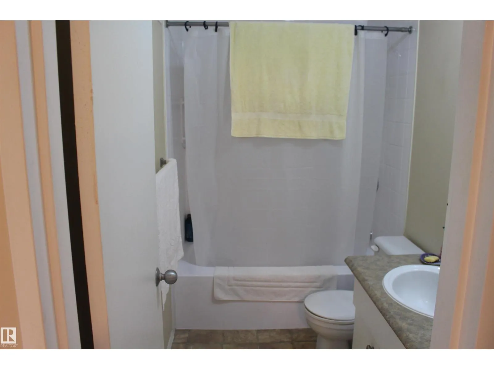 #304 11440 40 AV NW