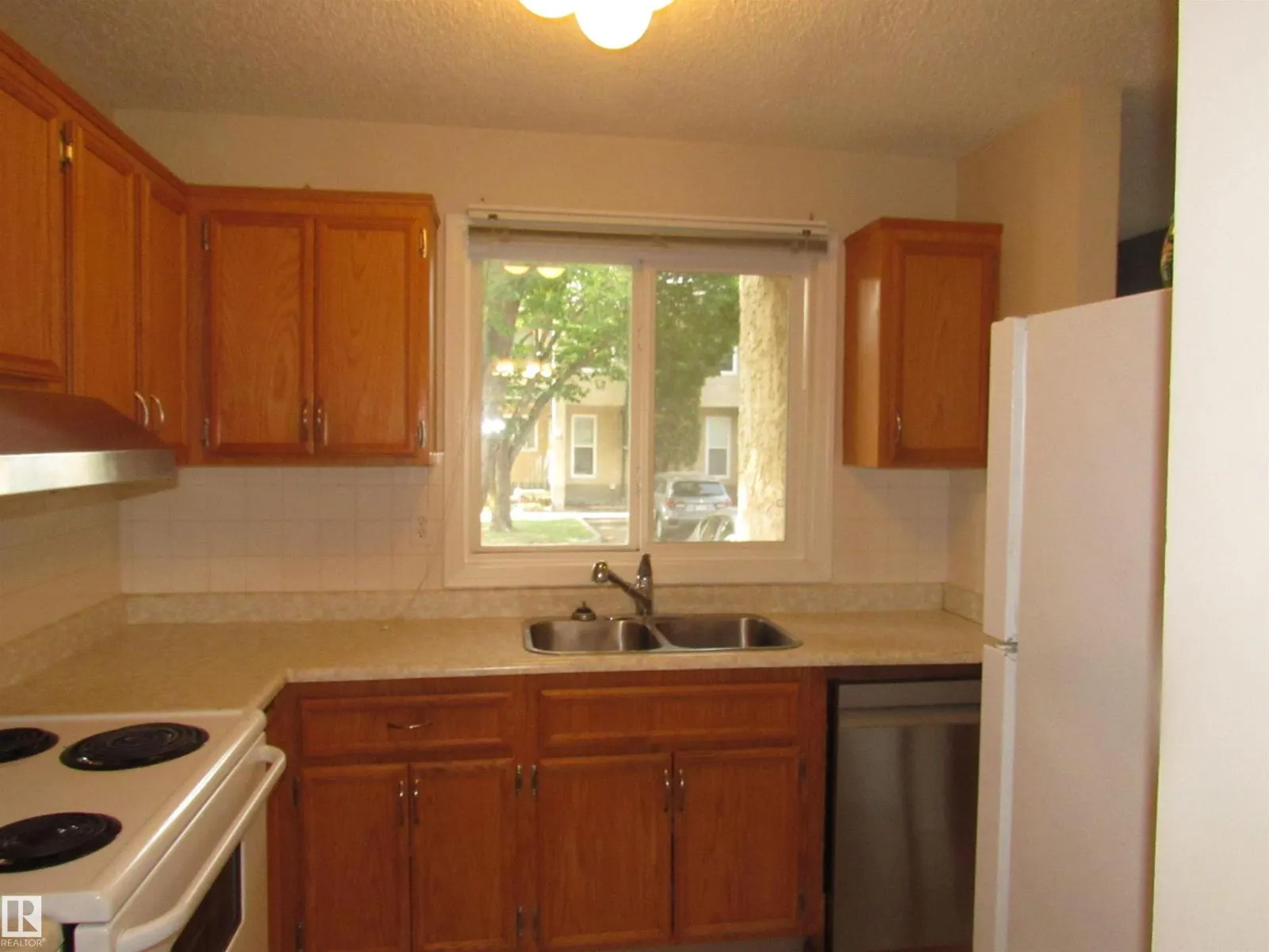 #69 6220 172 ST NW