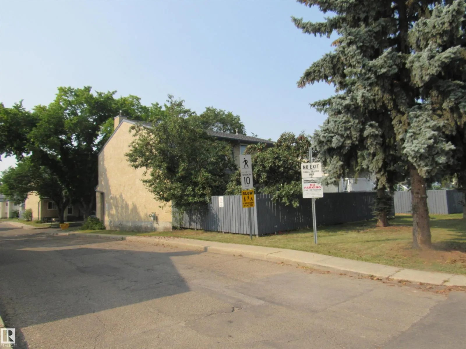 #69 6220 172 ST NW