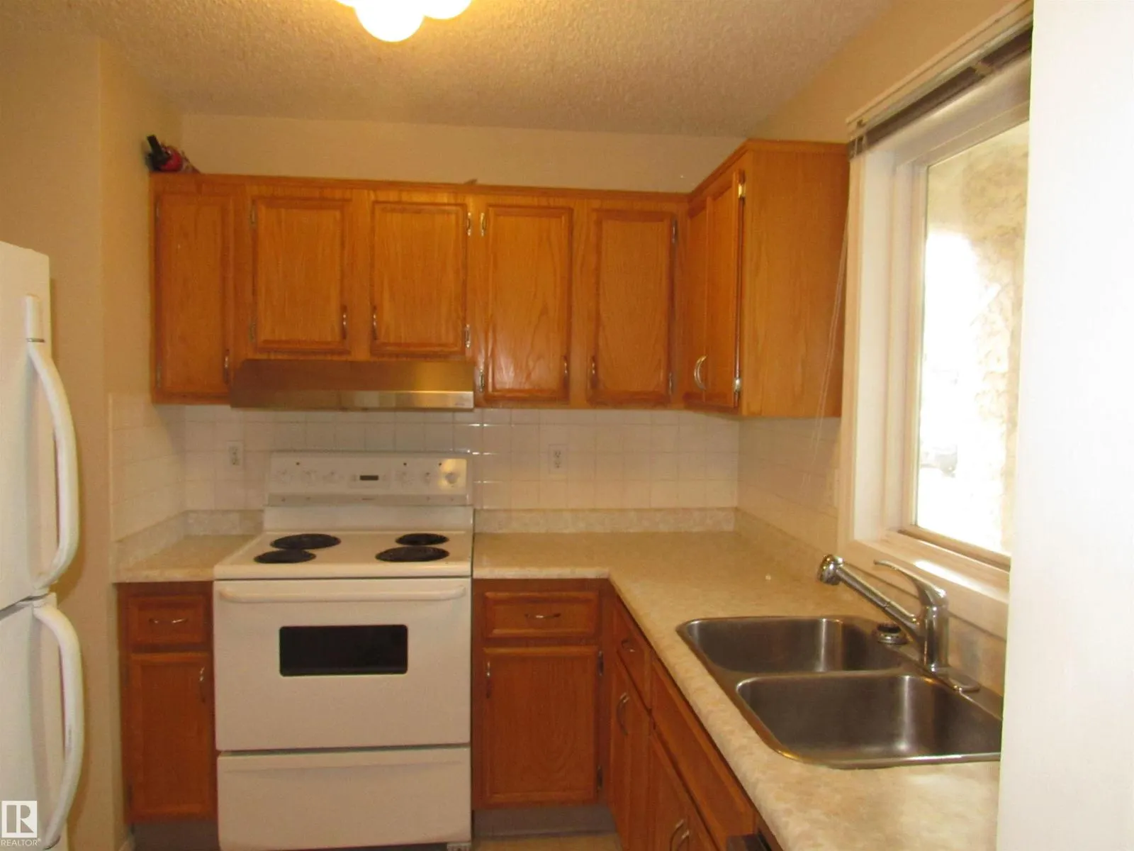#69 6220 172 ST NW