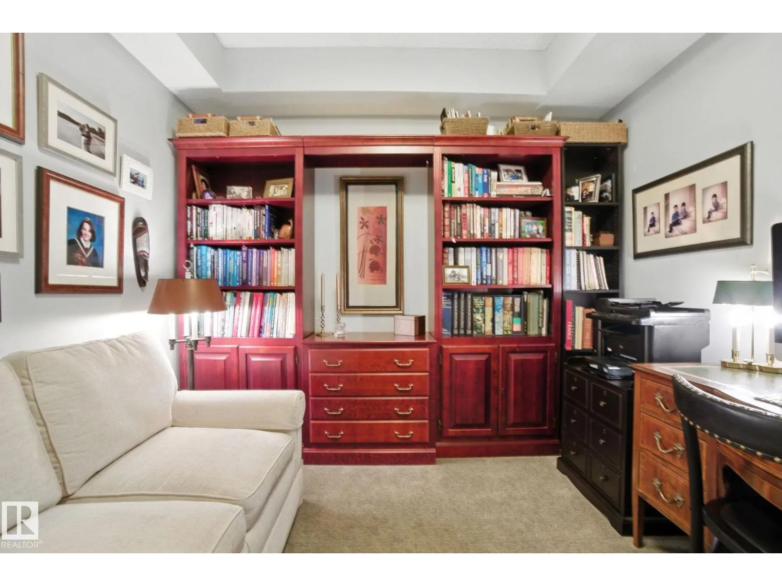 #305 9819 96A ST NW