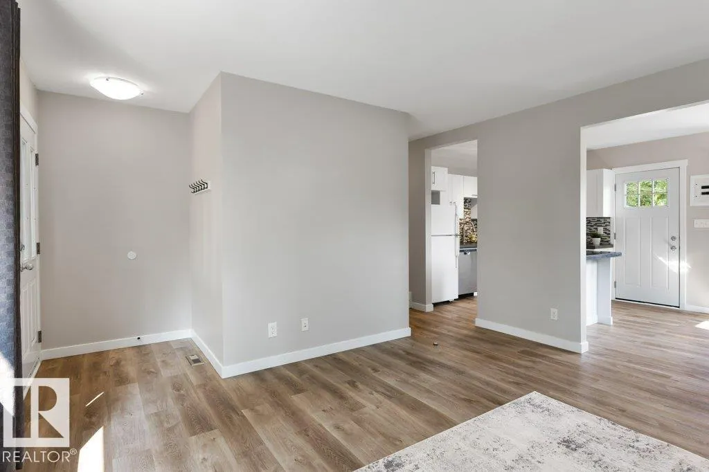 11615 69 ST NW