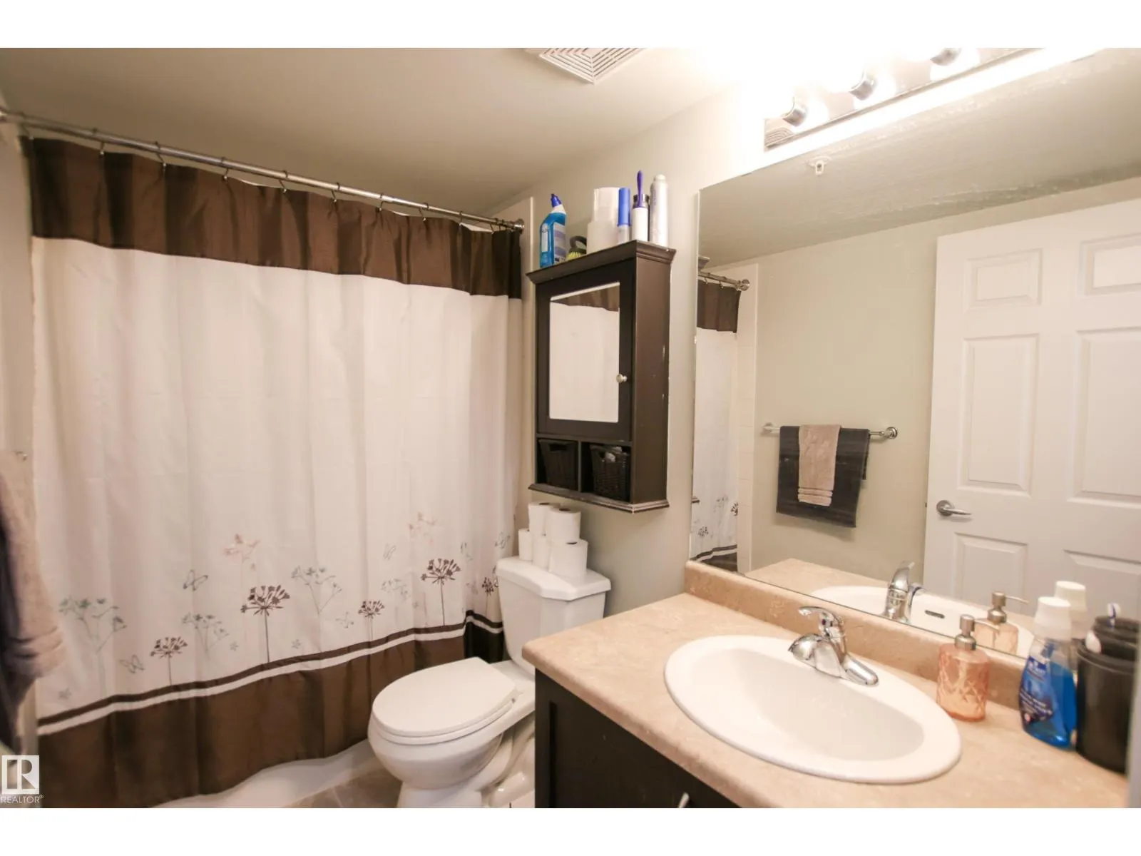 #125 920 156 ST NW
