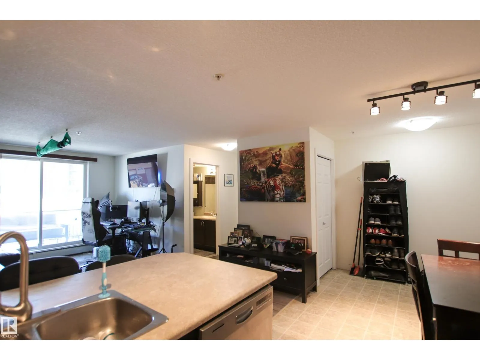 #125 920 156 ST NW