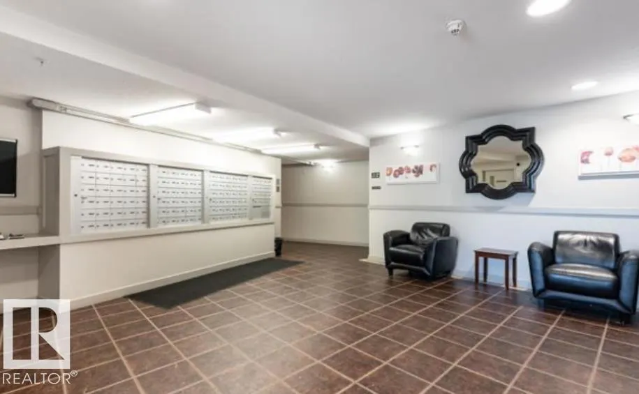 #125 920 156 ST NW