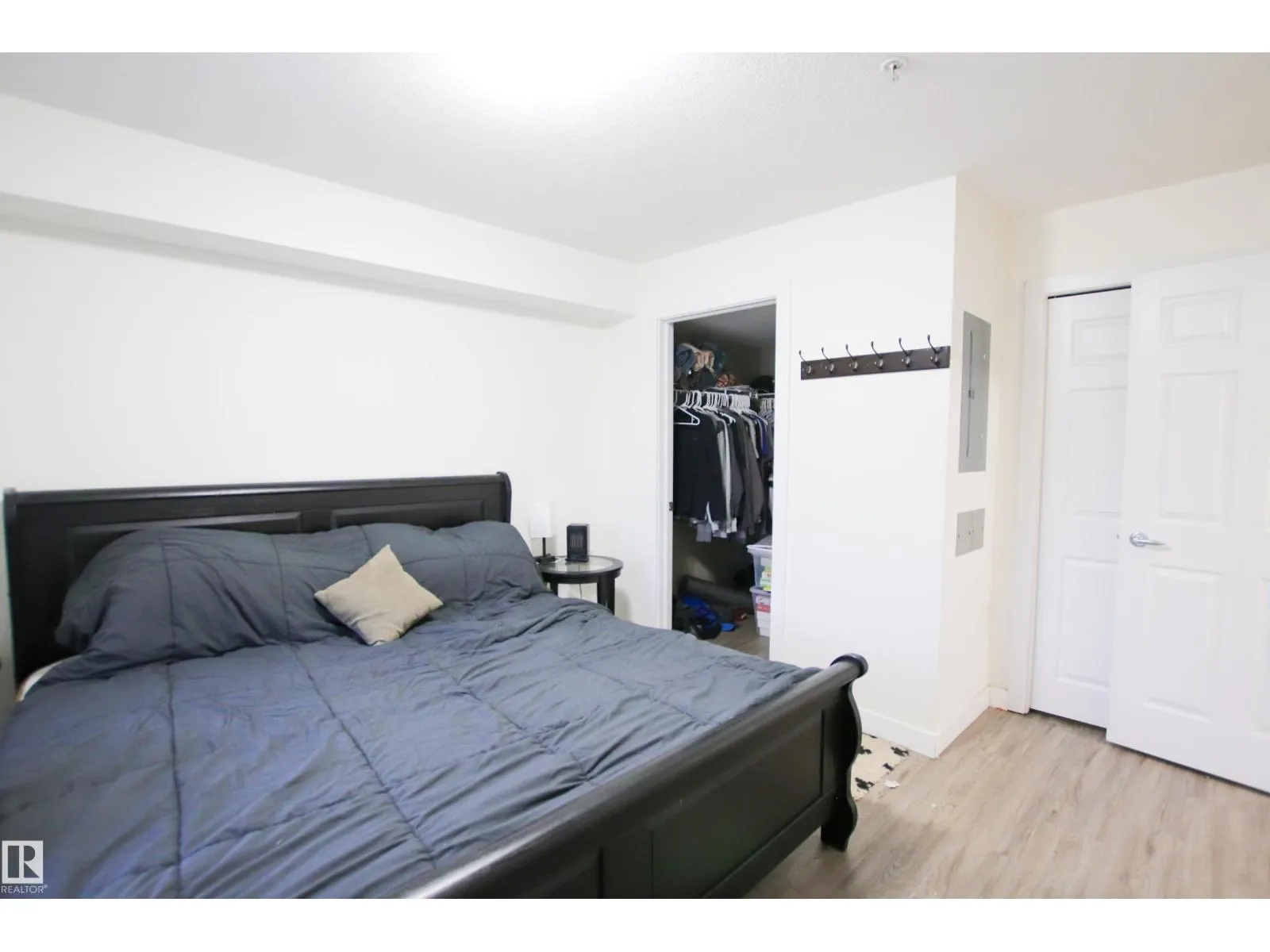#125 920 156 ST NW