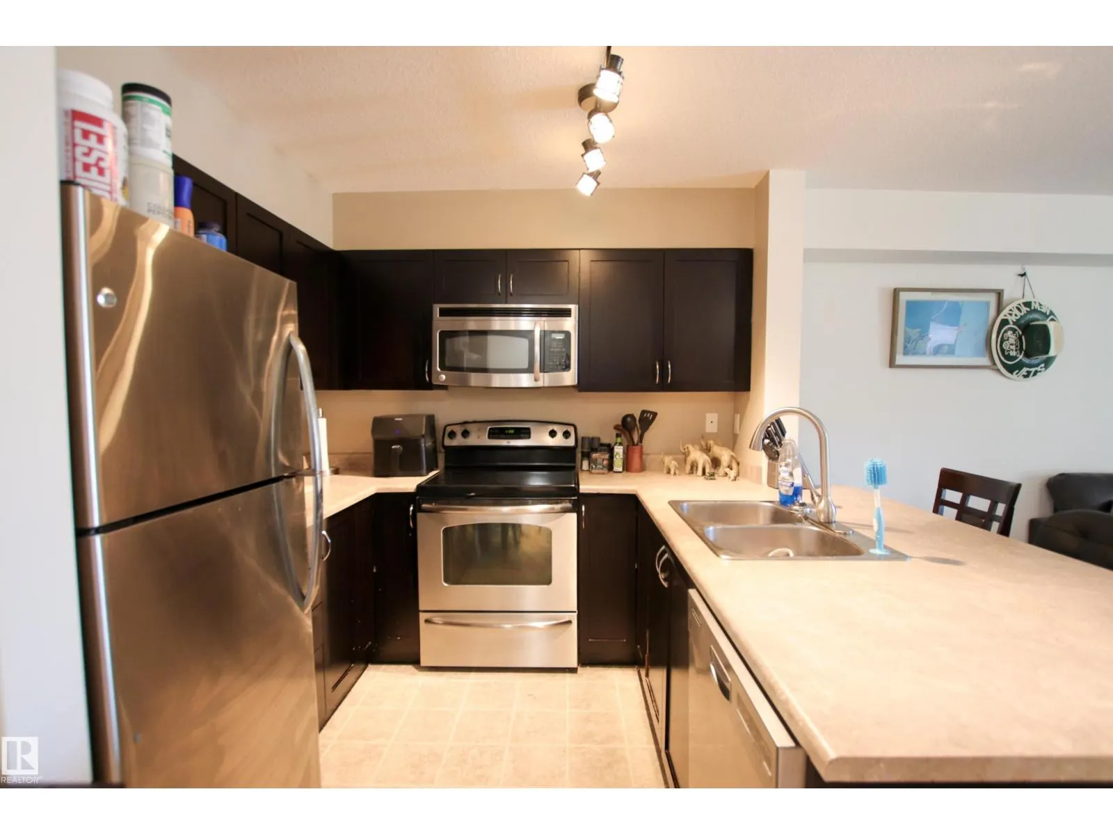 #125 920 156 ST NW