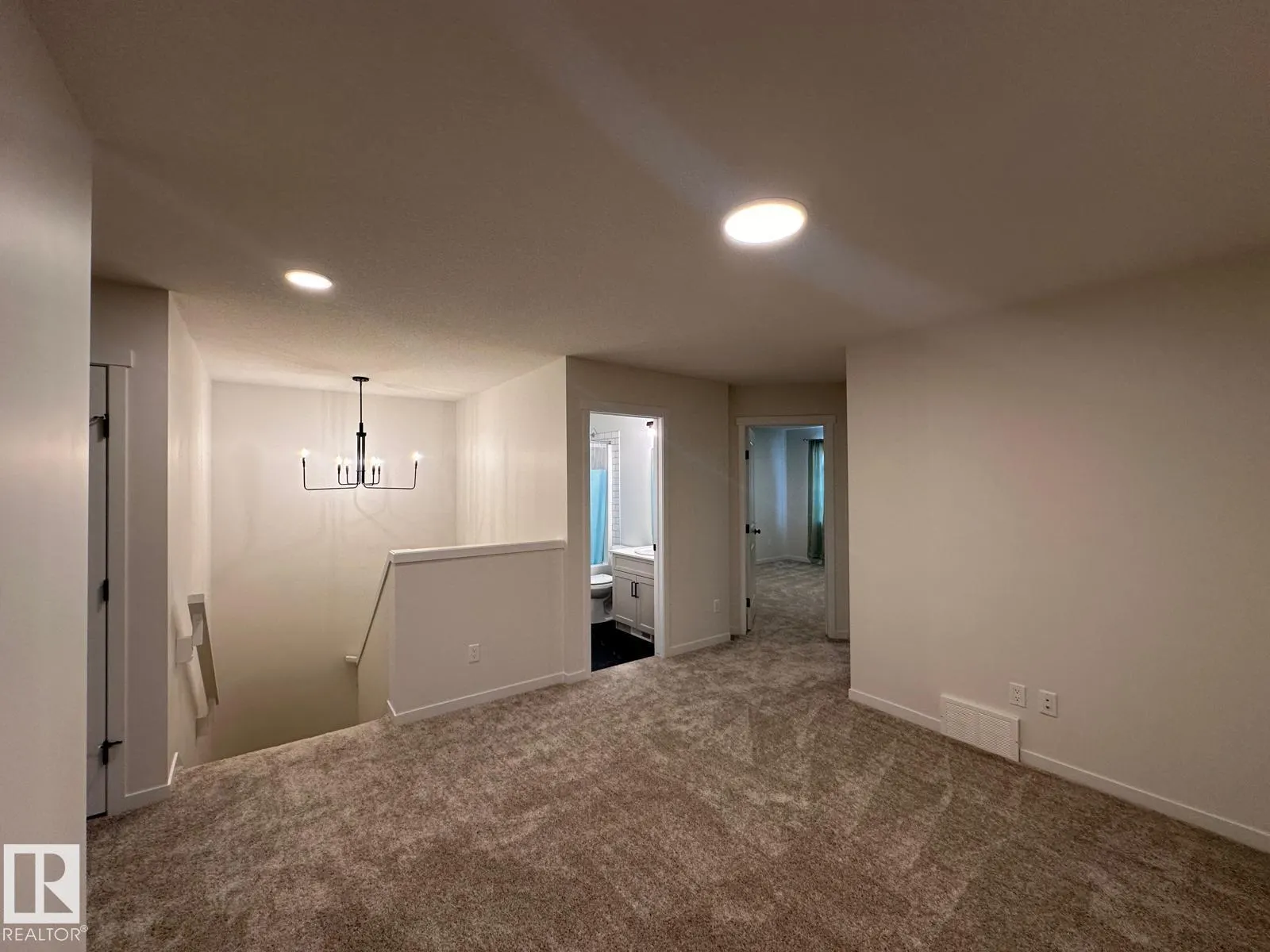 9331 227 ST NW