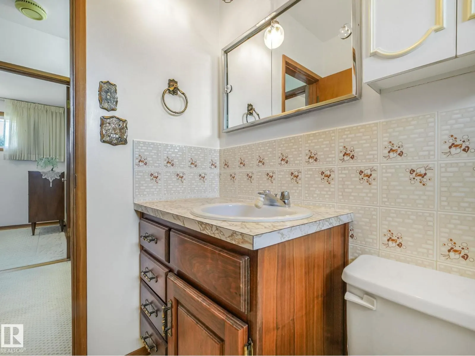 9010 MEADOWLARK RD NW