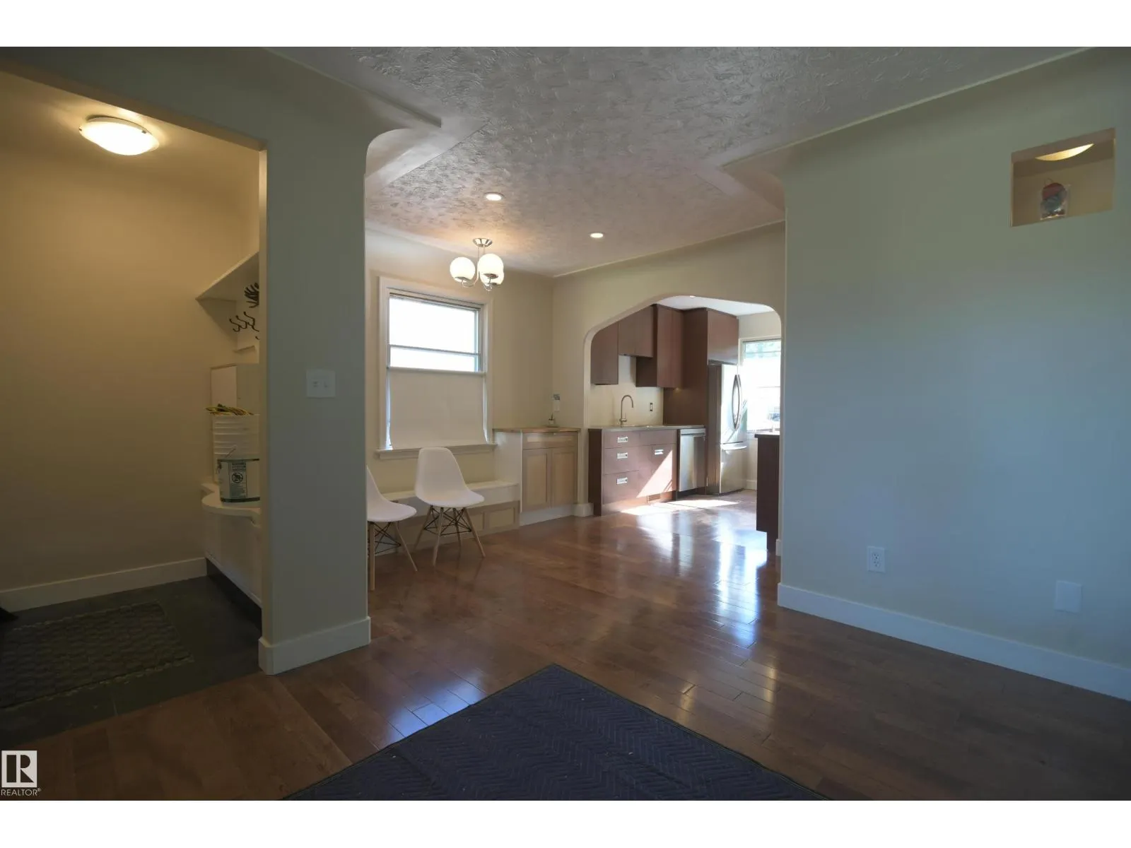 7531 81 AV NW
