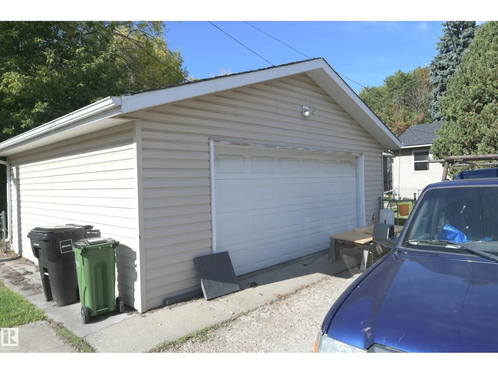 7531 81 AV NW