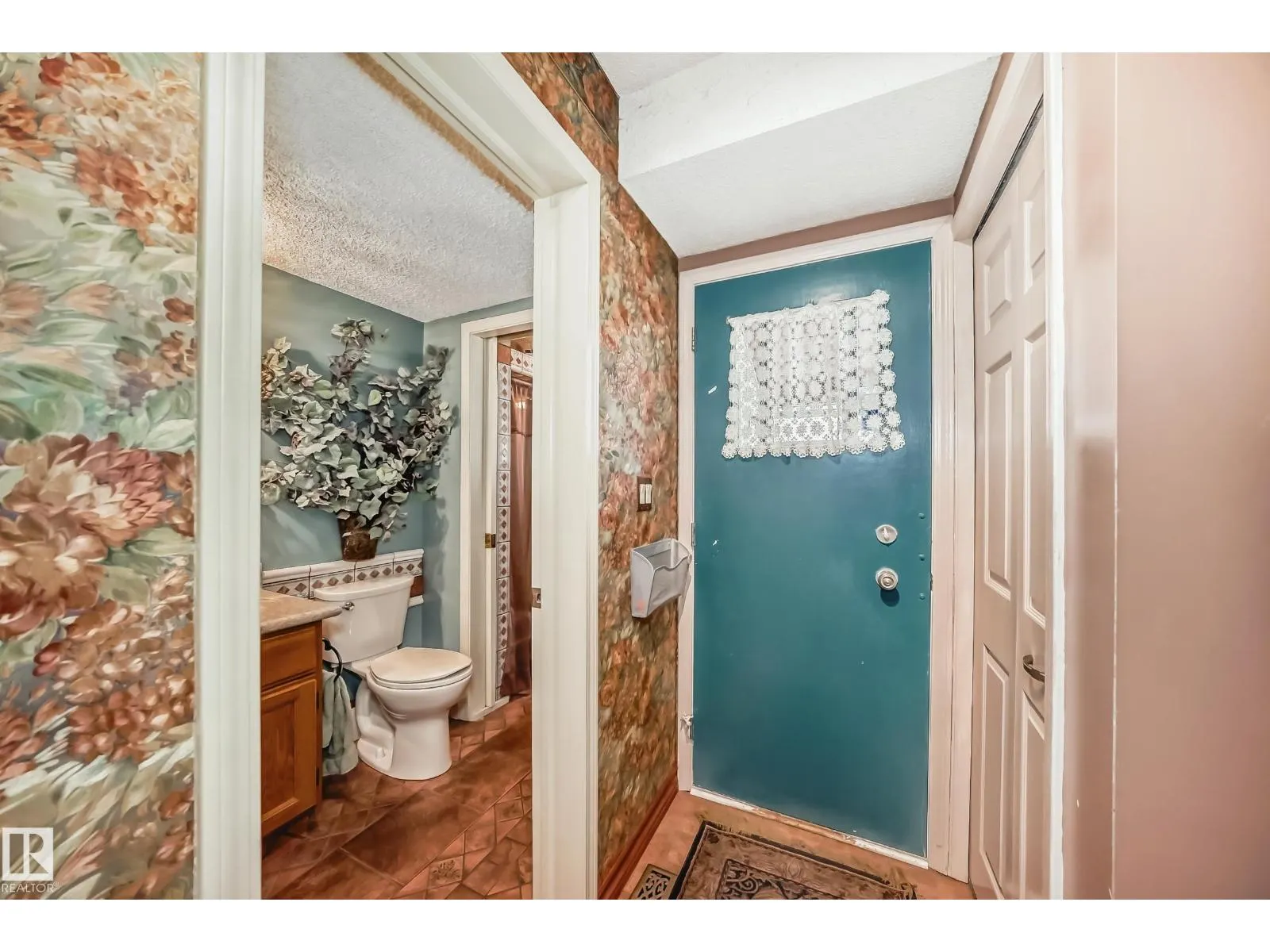 18516 97A AV NW