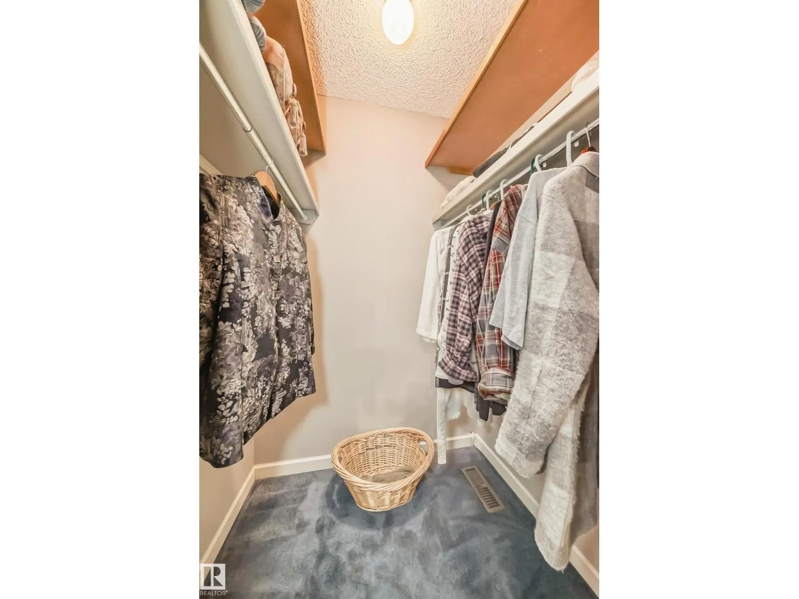 18516 97A AV NW