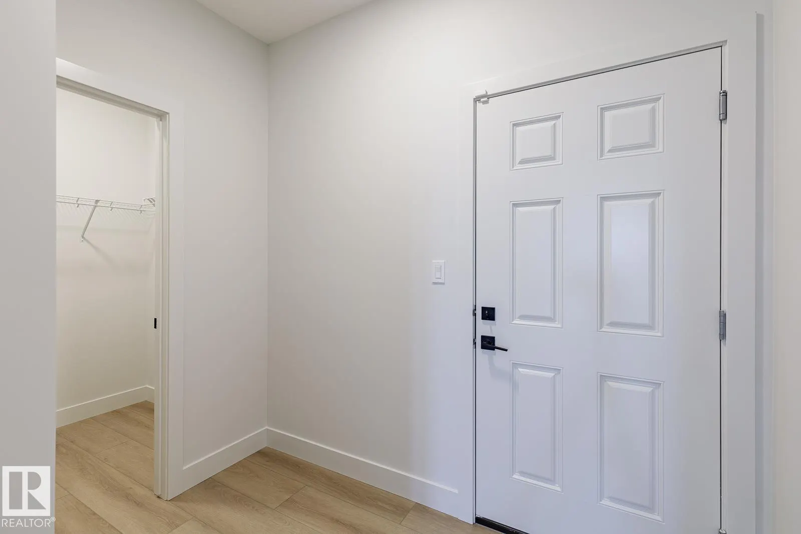 13113 212A ST NW